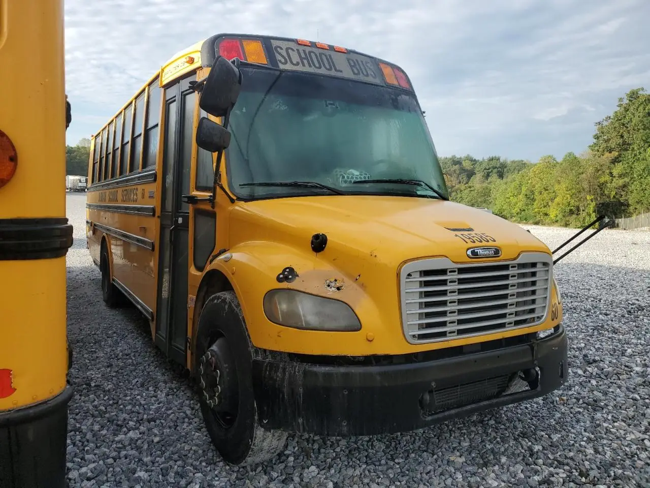 2011 FREIGHTLINER SAF-T-LINE