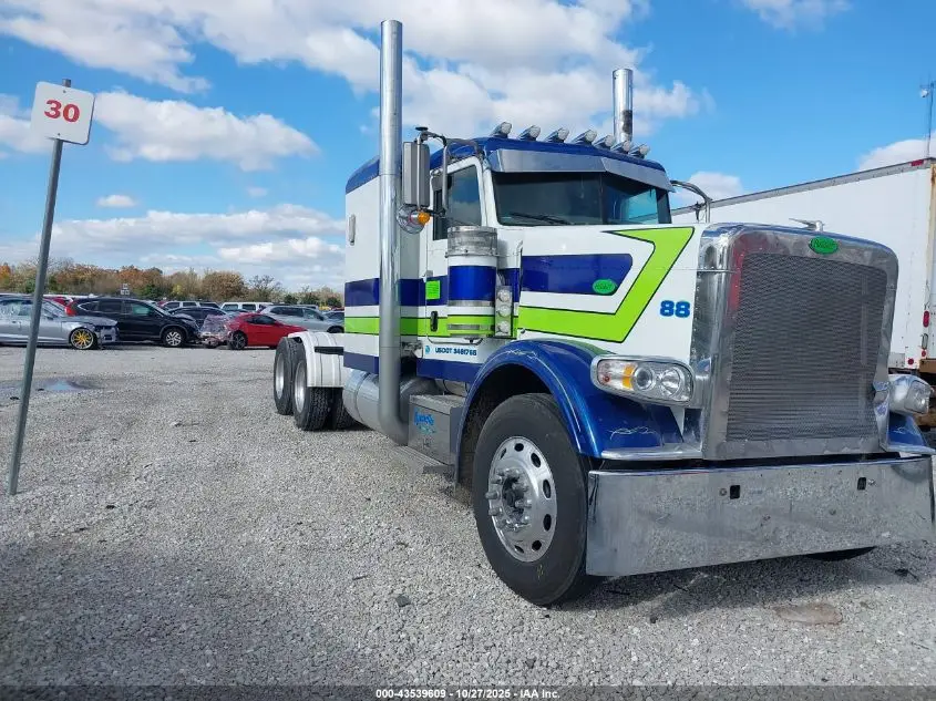 2008 PETERBILT 388