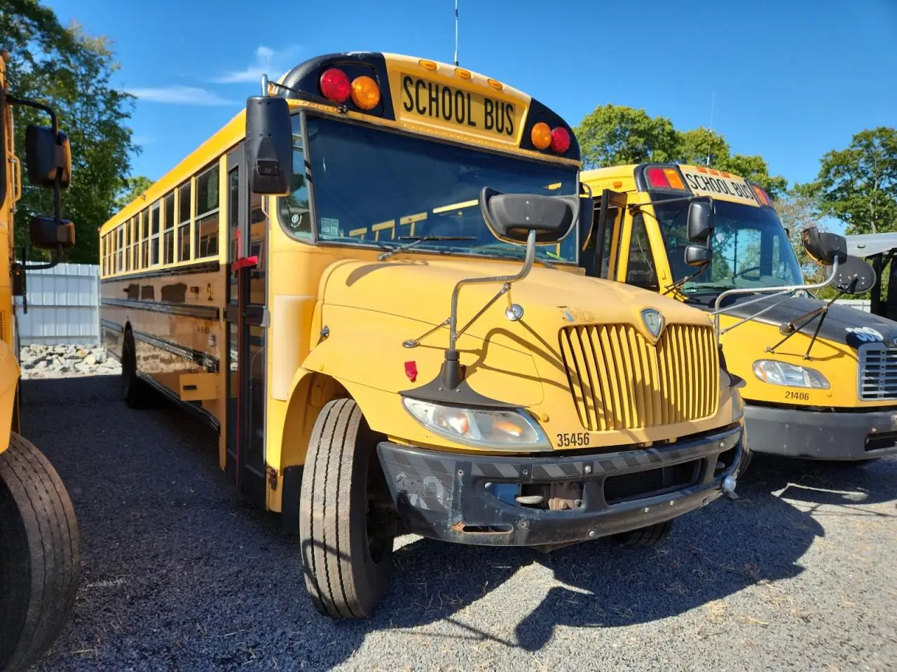 2013 IC CORPORATION CE SERIES