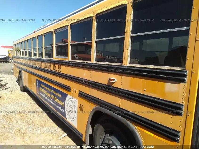 2005 BLUE BIRD SCHOOL BUS / TRAN