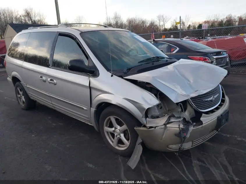 2003 CHRYSLER TOWN & COUNTRY