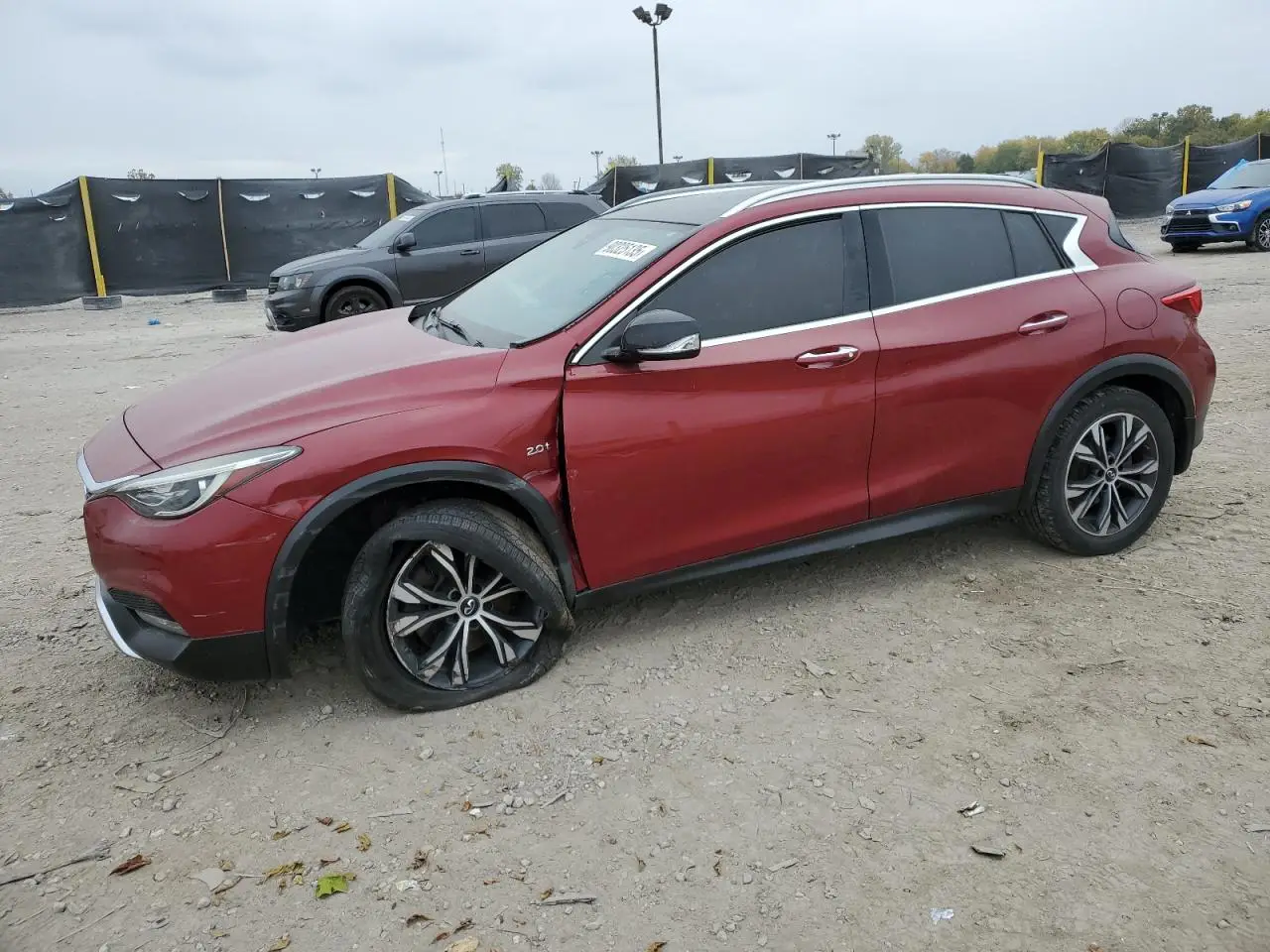 2017 INFINITI QX30