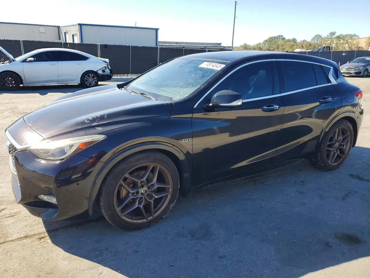 2017 INFINITI QX30