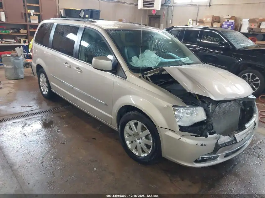 2016 CHRYSLER TOWN & COUNTRY