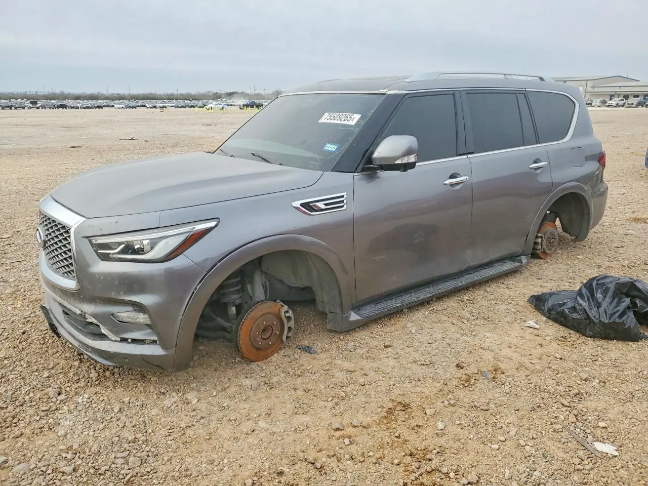 2021 INFINITI QX80