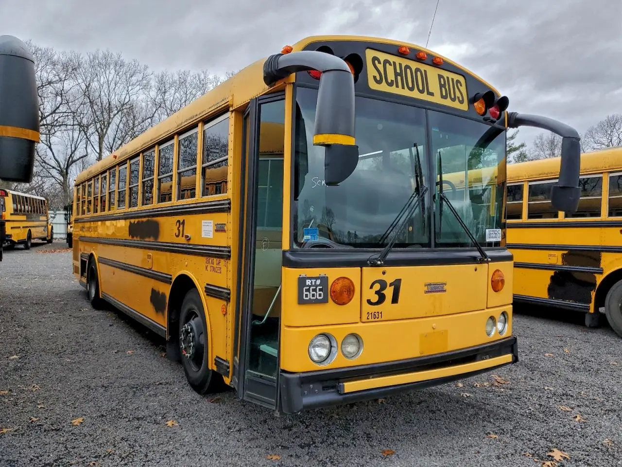 2012 THOMAS SAF-T-LINE